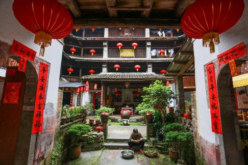 Hang lanterns high 4