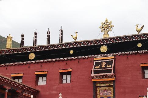 Mountain Shadow Red House 4