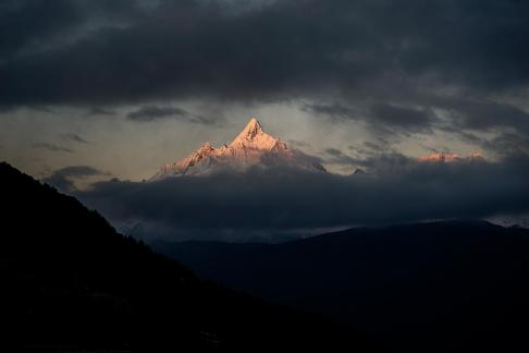 Cloud Cliff Dawn View 1