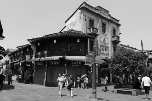 How deep is the alley 2