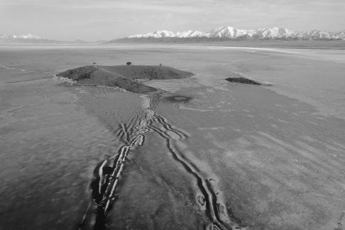 Winter frozen lake 2