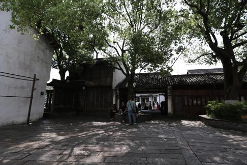Jiangnan Rain Lane 12