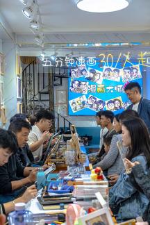 Urban life during festivals 17