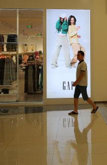 Shopping malls in big cities 18