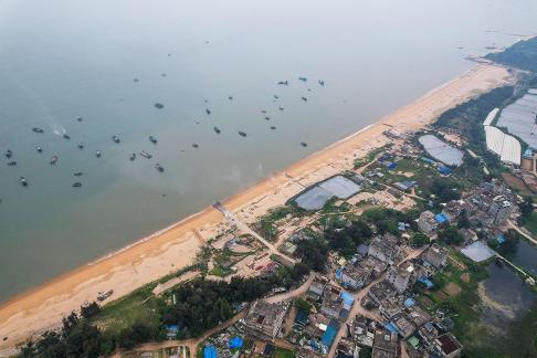 Overlooking Shanshui Town 35
